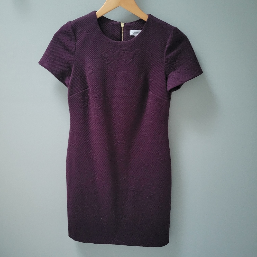 Calvin Klein Aubergine Floral Embossed Sheath Dress Size 2